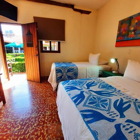 Hotel La Posada Del Doctor León Екстериор снимка