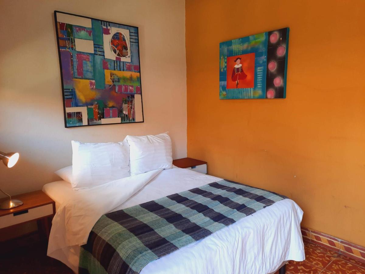 Hotel La Posada Del Doctor León Екстериор снимка
