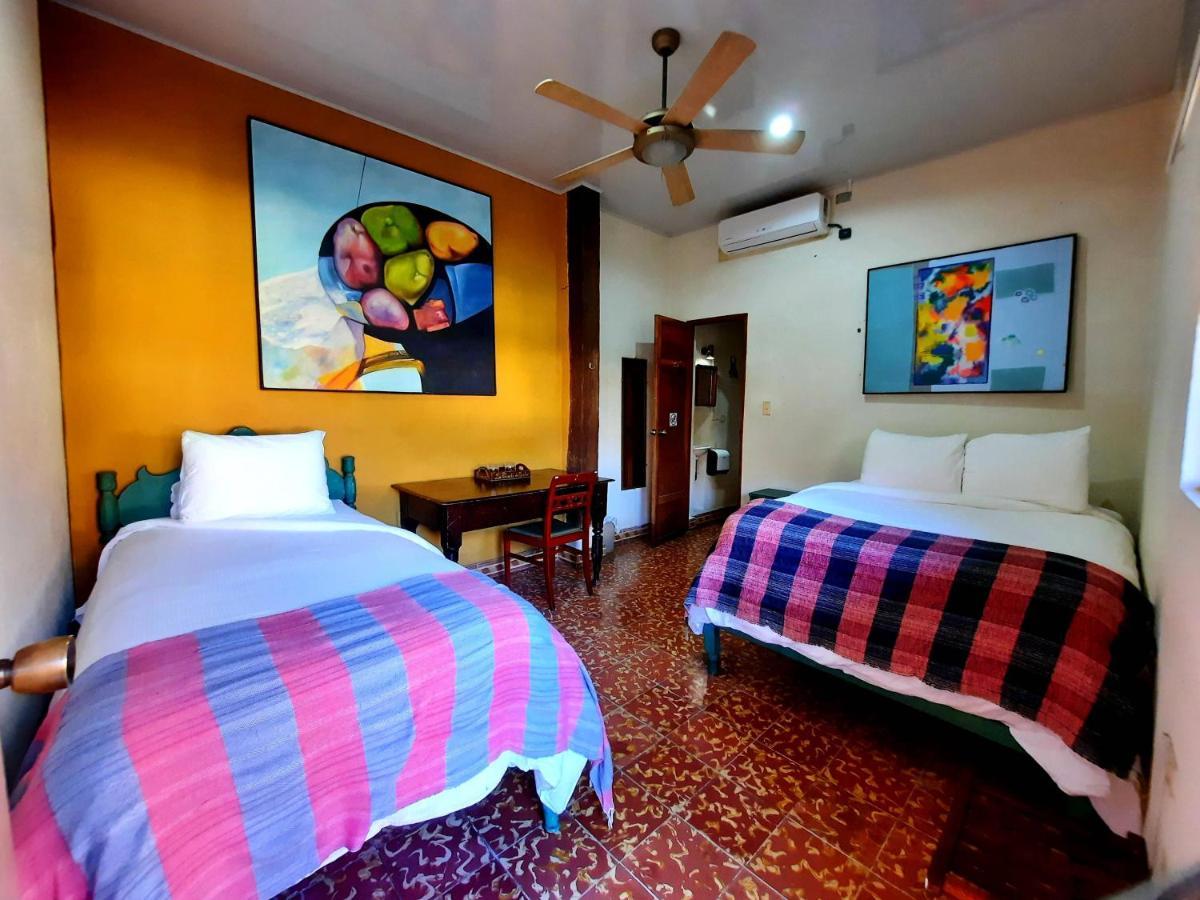 Hotel La Posada Del Doctor León Екстериор снимка