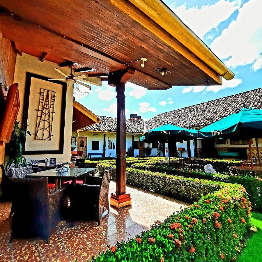 Hotel La Posada Del Doctor León Екстериор снимка