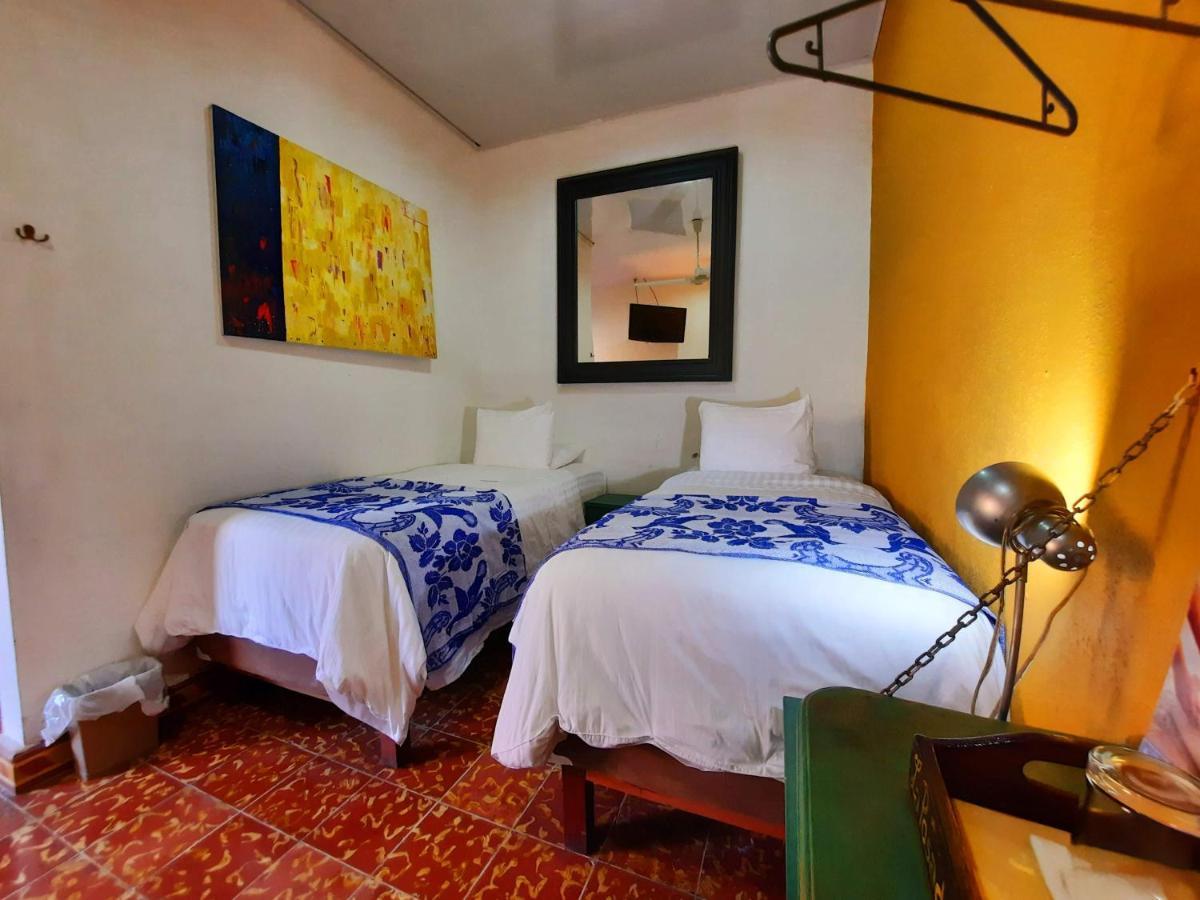 Hotel La Posada Del Doctor León Екстериор снимка