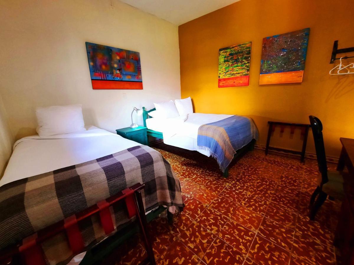 Hotel La Posada Del Doctor León Екстериор снимка