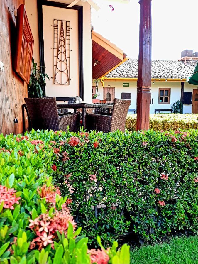Hotel La Posada Del Doctor León Екстериор снимка