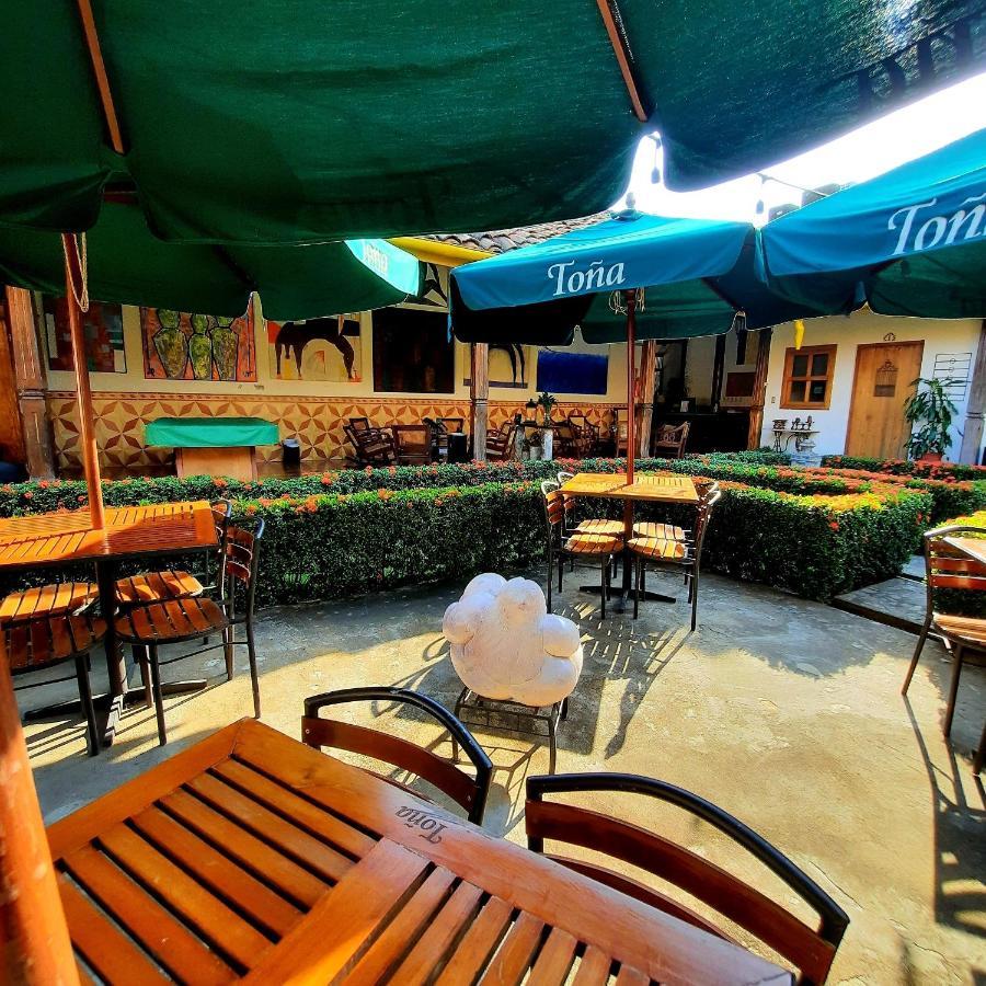 Hotel La Posada Del Doctor León Екстериор снимка