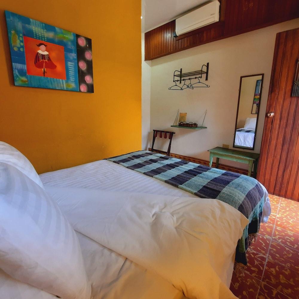 Hotel La Posada Del Doctor León Екстериор снимка