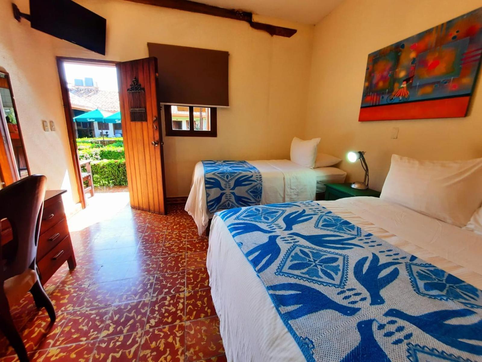 Hotel La Posada Del Doctor León Екстериор снимка